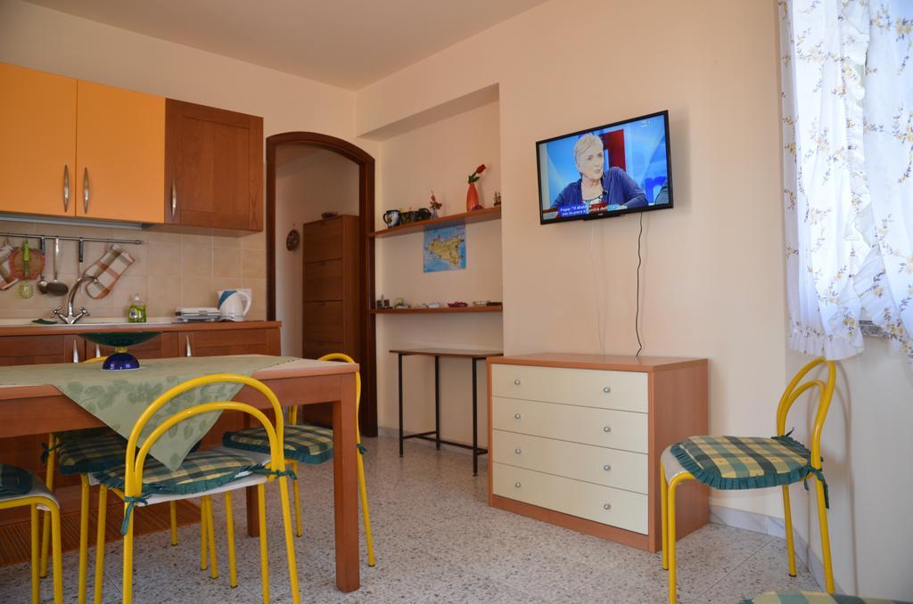 Casa Susanna Fondachello  Ngoại thất bức ảnh
